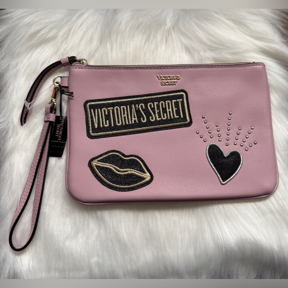 NEW‼️Victoria’s secret patch night out wristlet NWT